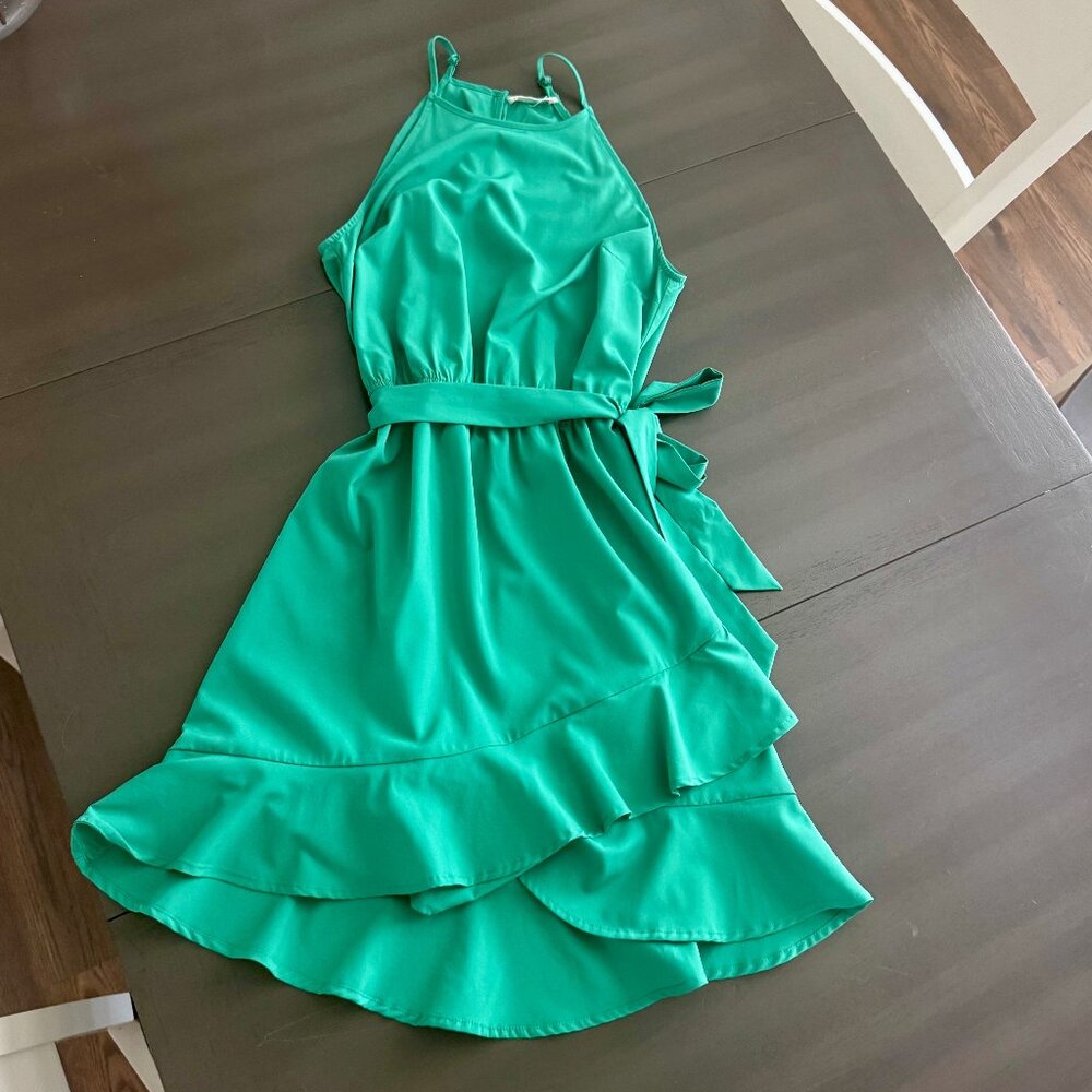 Green Sleeveless Dress